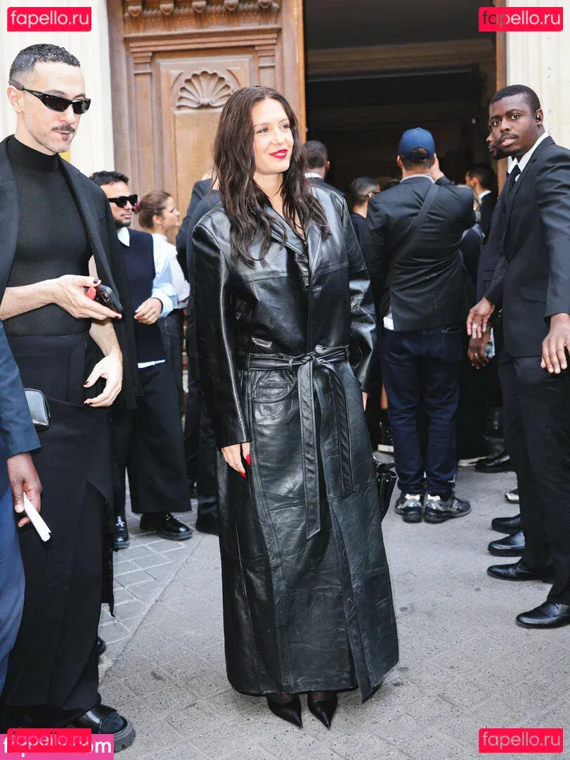 Adele Exarchopoulos Onlyfans Photo Gallery 