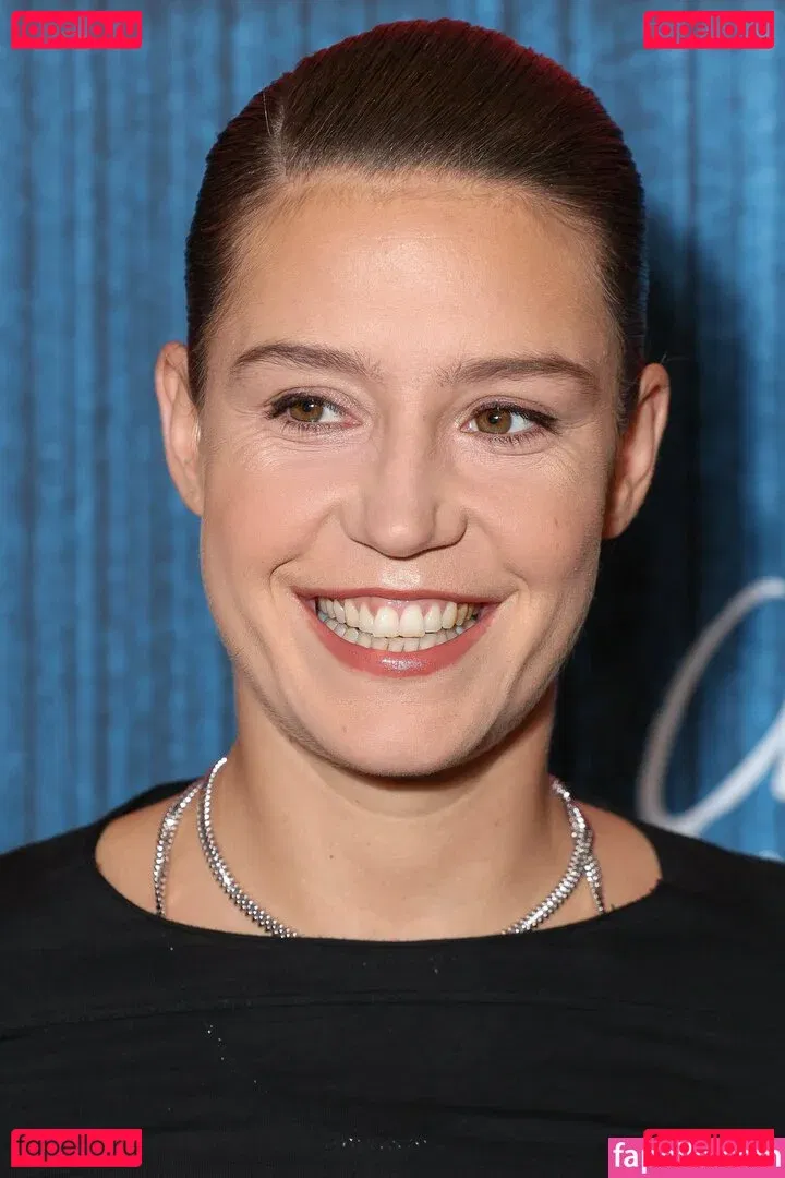 Adele Exarchopoulos Onlyfans Photo Gallery 