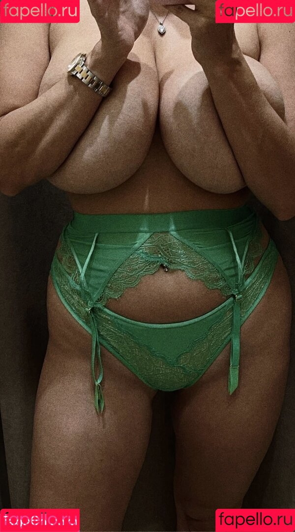 LadyGorbunova Onlyfans Photo Gallery 