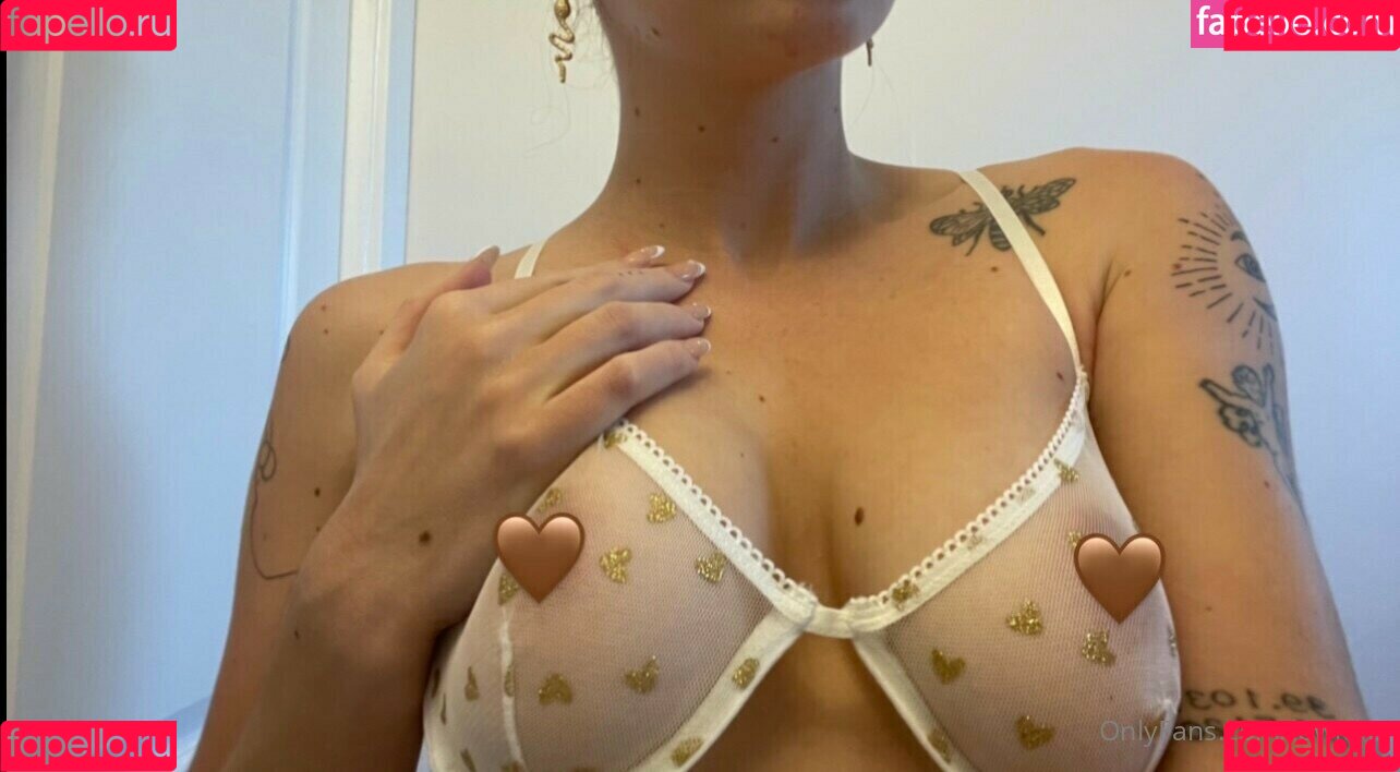 lowjenx Onlyfans Photo Gallery 