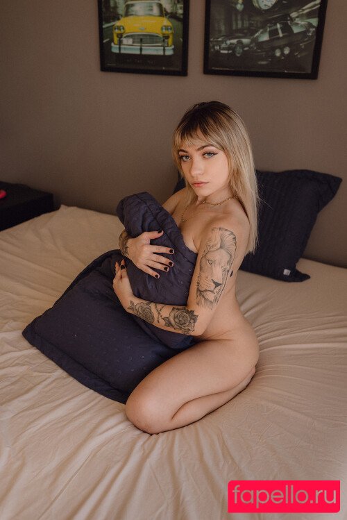 Cmeell Nude Onlyfans Photo 3