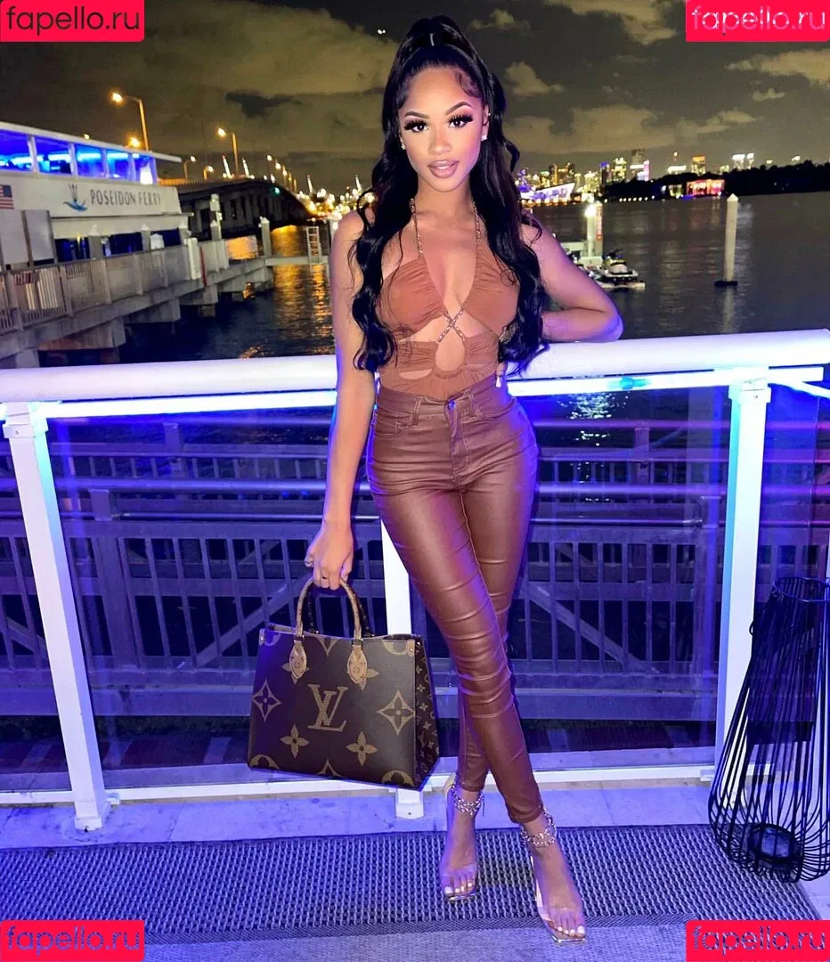 Breann Llewelyn Onlyfans Photo Gallery 