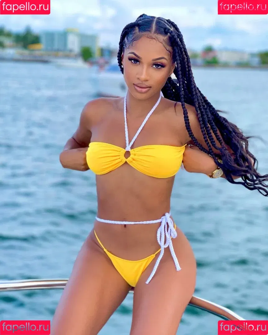 Breann Llewelyn Onlyfans Photo Gallery 