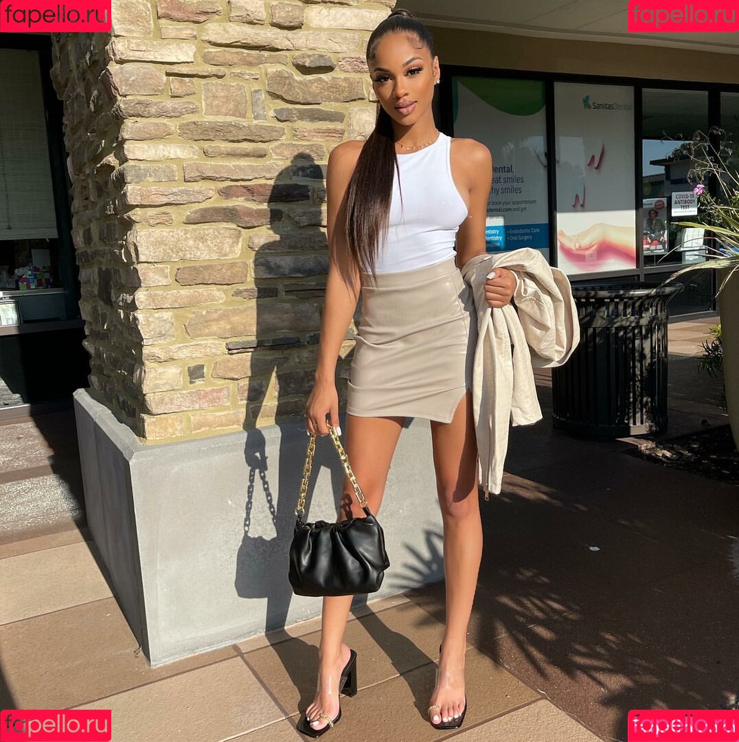 Breann Llewelyn Onlyfans Photo Gallery 