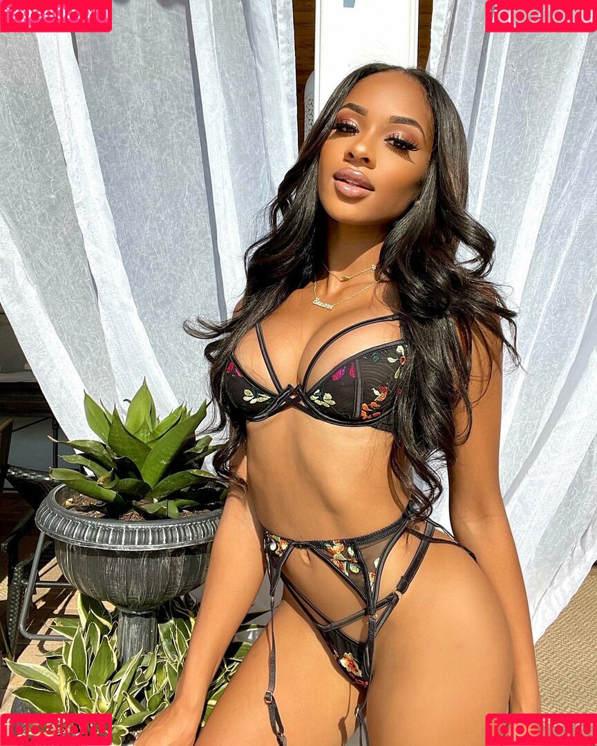 Breann Llewelyn Onlyfans Photo Gallery 