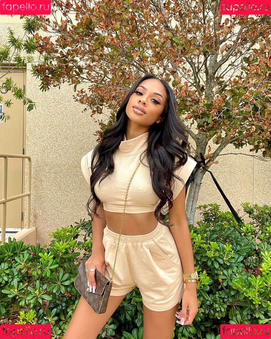 Breann Llewelyn Onlyfans Photo Gallery 