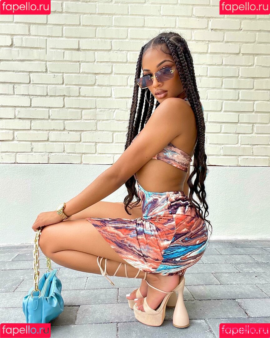 Breann Llewelyn Onlyfans Photo Gallery 