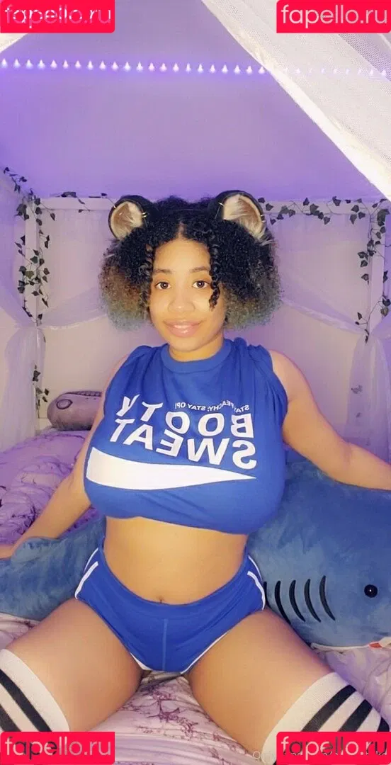 aaimztako Onlyfans Photo Gallery 