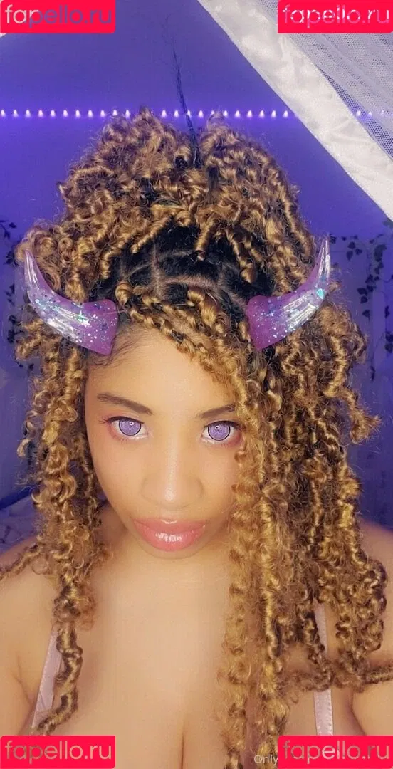 aaimztako Onlyfans Photo Gallery 