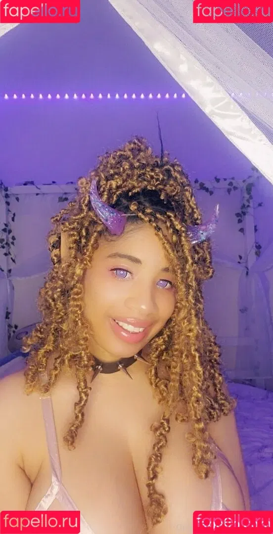 aaimztako Onlyfans Photo Gallery 