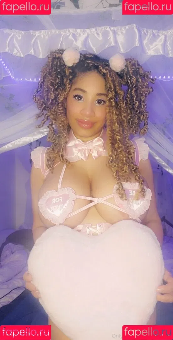 aaimztako Onlyfans Photo Gallery 