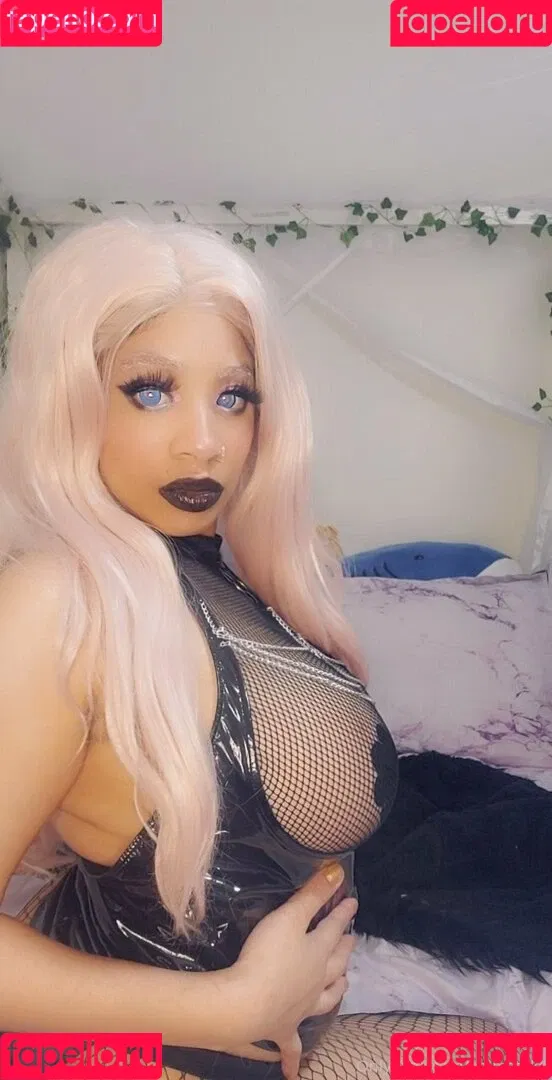 aaimztako Onlyfans Photo Gallery 