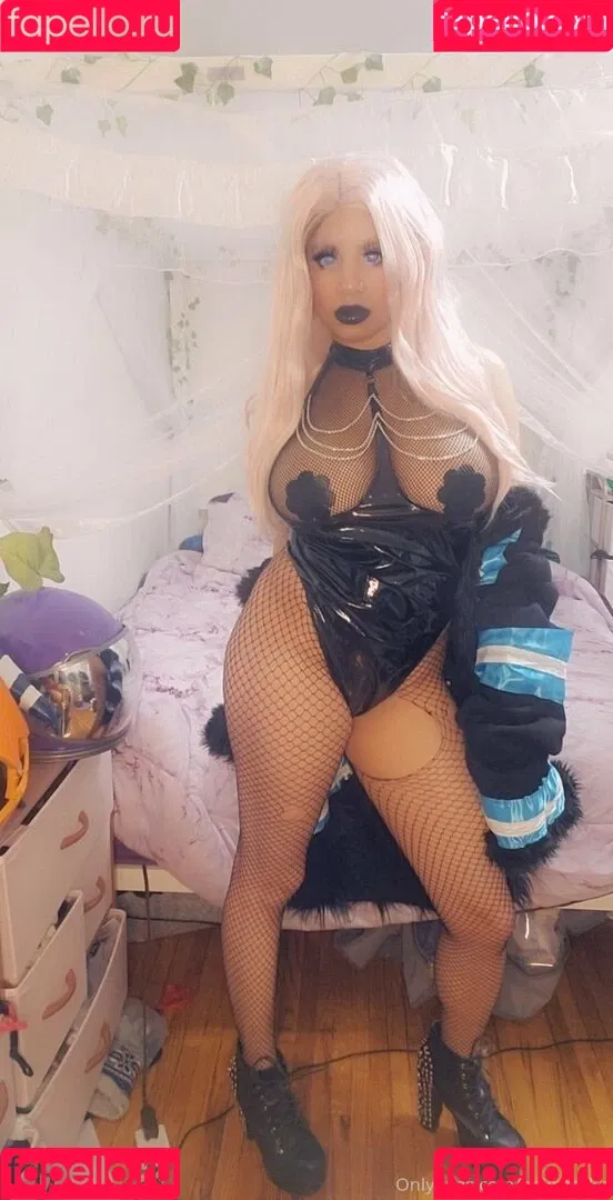 aaimztako Onlyfans Photo Gallery 