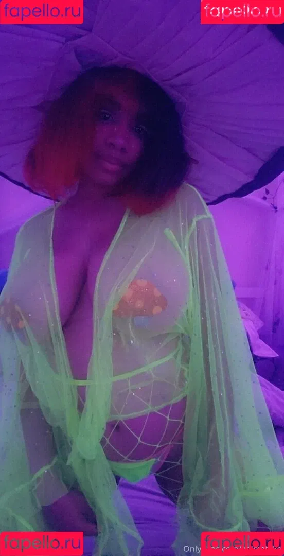 aaimztako Onlyfans Photo Gallery 