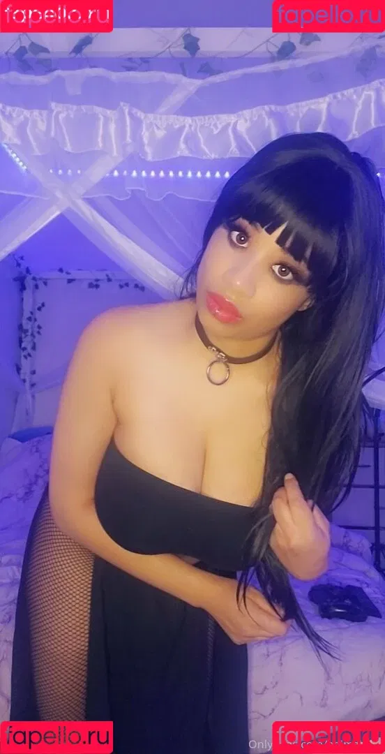 aaimztako Onlyfans Photo Gallery 