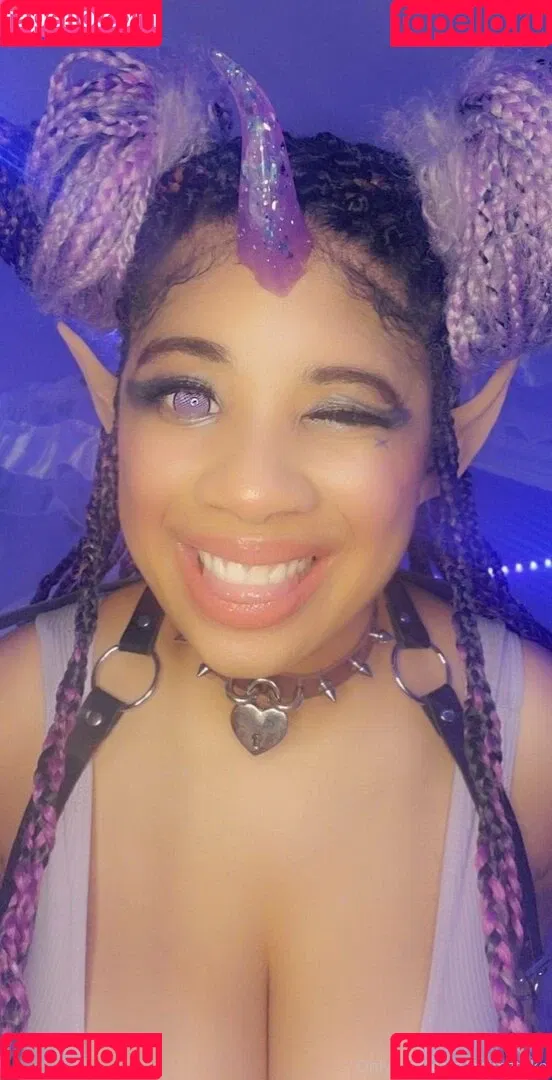 aaimztako Onlyfans Photo Gallery 