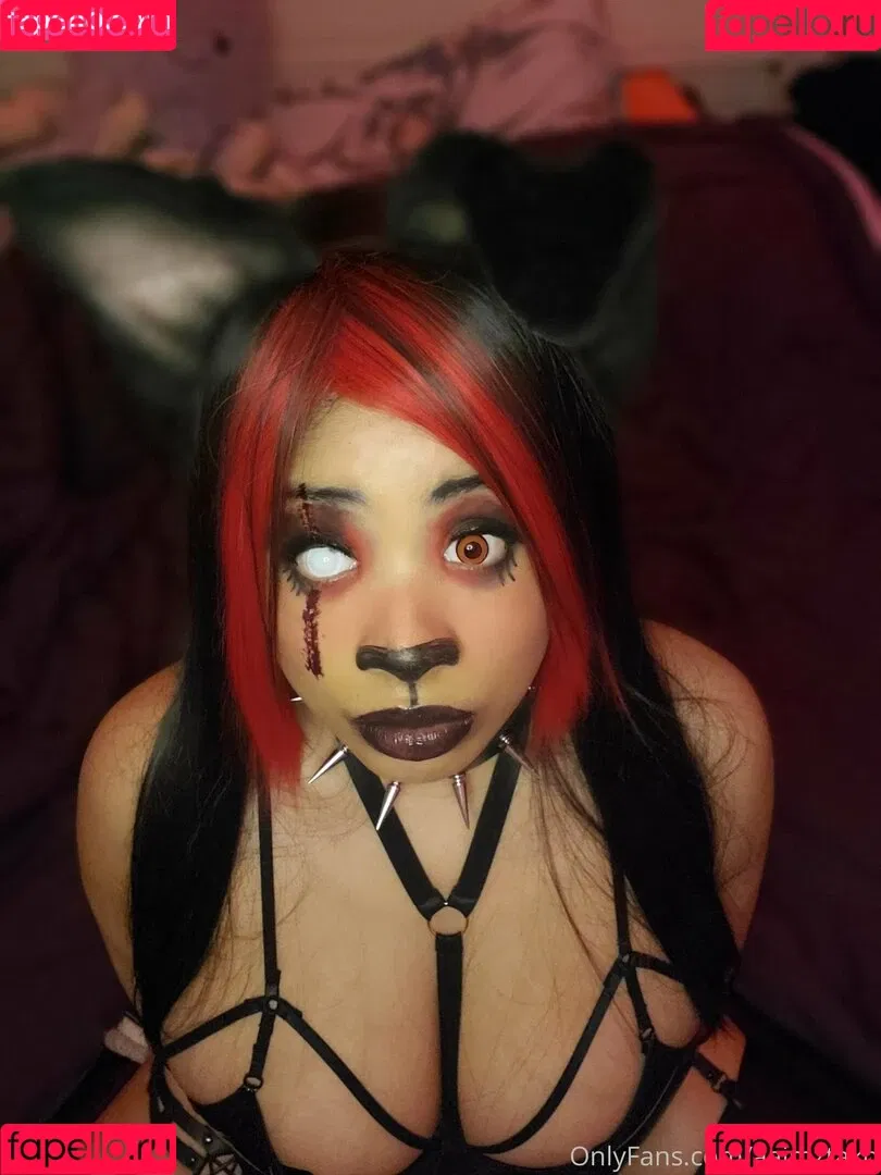 aaimztako Onlyfans Photo Gallery 