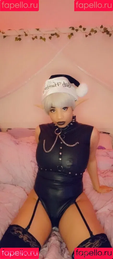 aaimztako Onlyfans Photo Gallery 