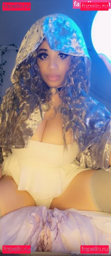 aaimztako Onlyfans Photo Gallery 