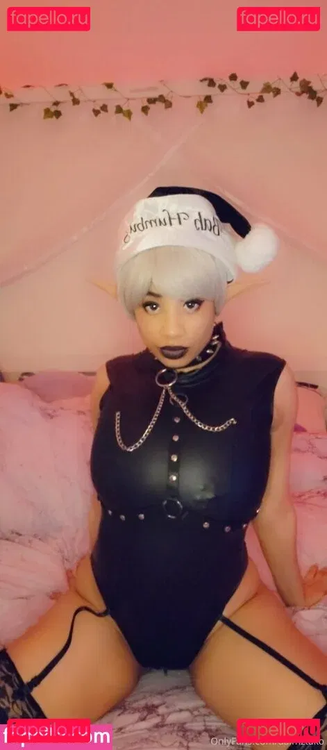 aaimztako Onlyfans Photo Gallery 