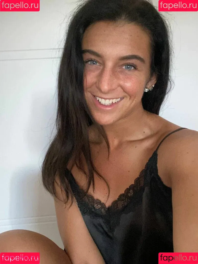 call_me_juliia Onlyfans Photo Gallery 