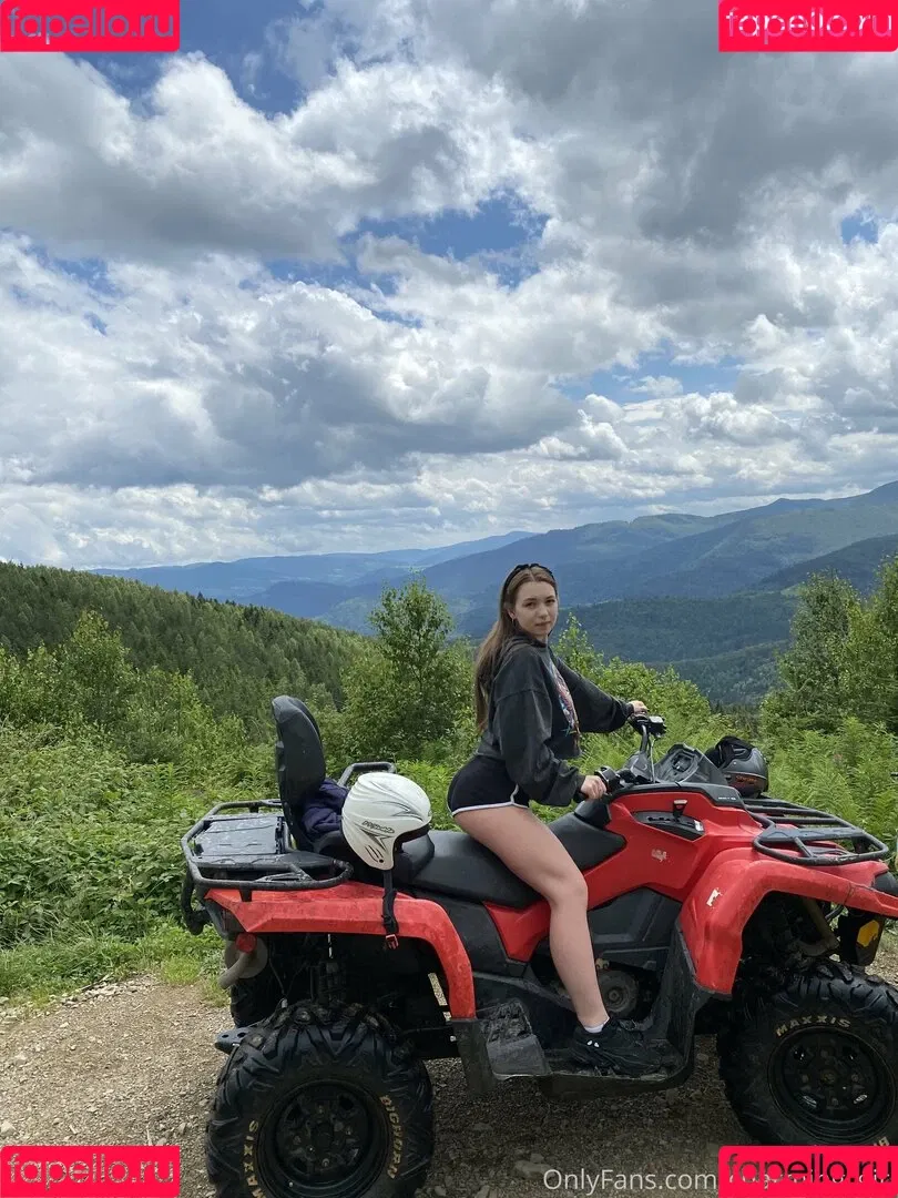 charming_girl Onlyfans Photo Gallery 