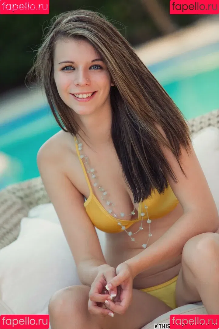 ThisYearsModel Onlyfans Photo Gallery 