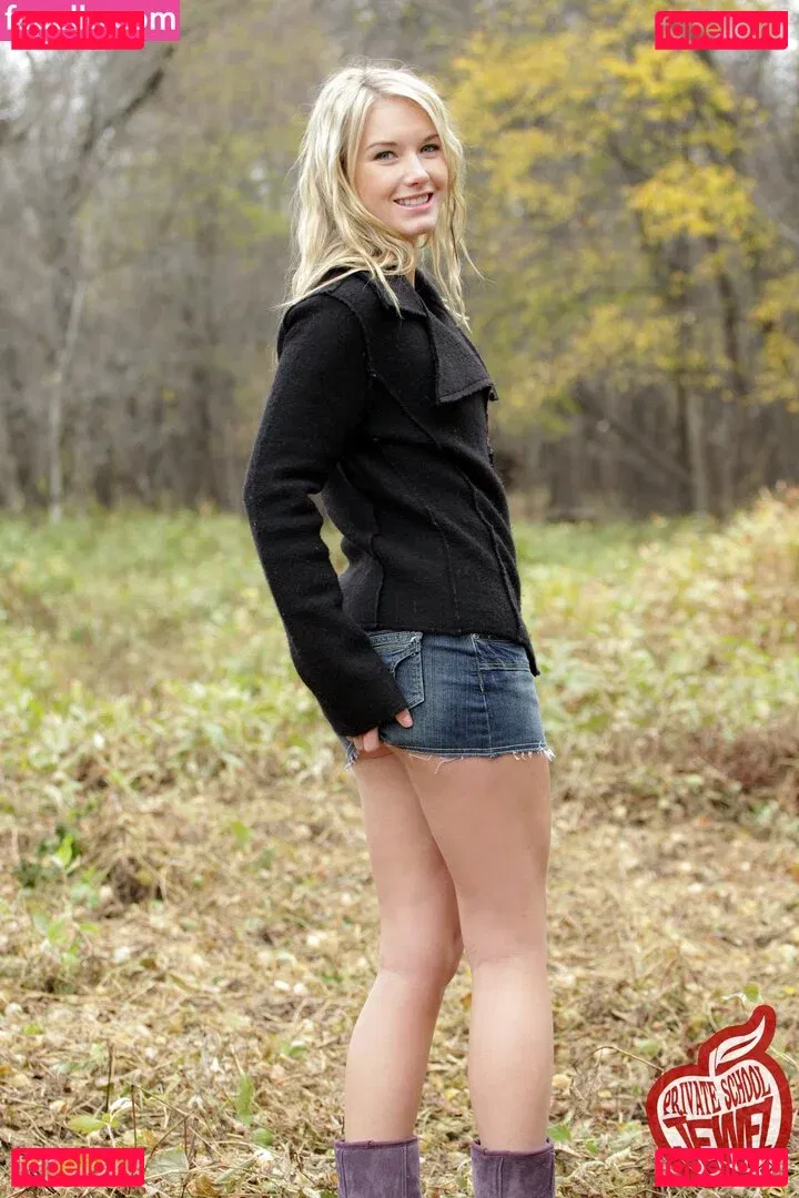 ThisYearsModel Onlyfans Photo Gallery 