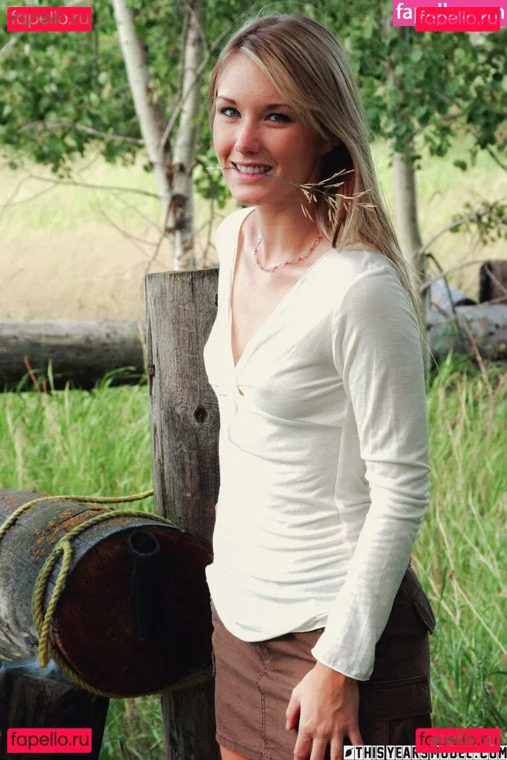 ThisYearsModel Onlyfans Photo Gallery 