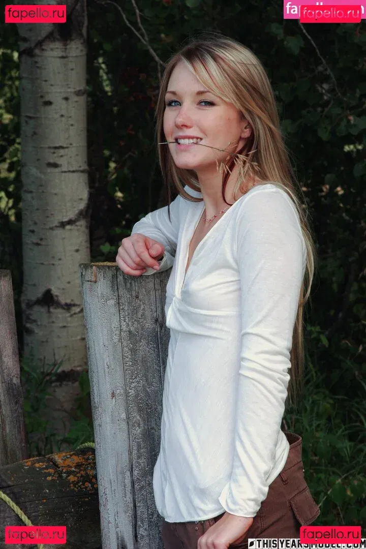 ThisYearsModel Onlyfans Photo Gallery 