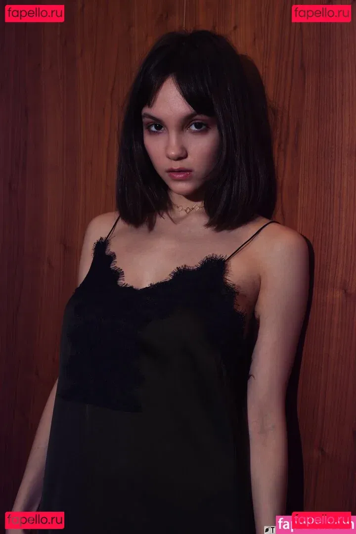 ThisYearsModel Onlyfans Photo Gallery 