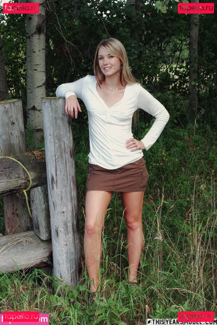 ThisYearsModel Onlyfans Photo Gallery 