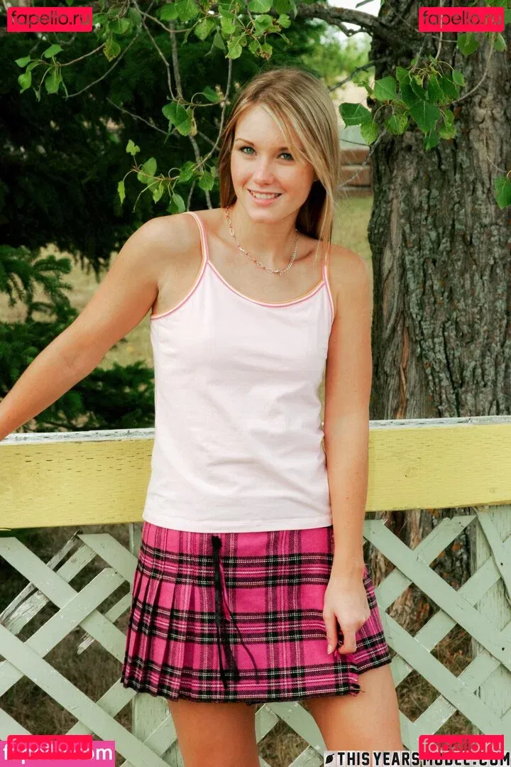 ThisYearsModel Onlyfans Photo Gallery 