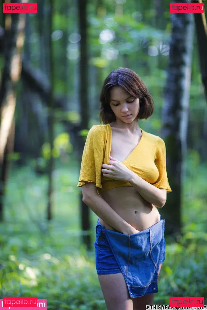 ThisYearsModel Onlyfans Photo Gallery 