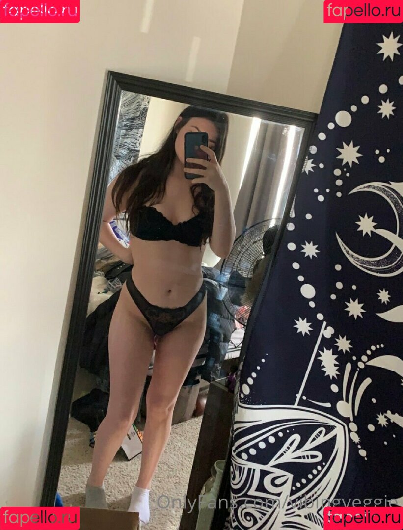 vibingveggie Onlyfans Photo Gallery 