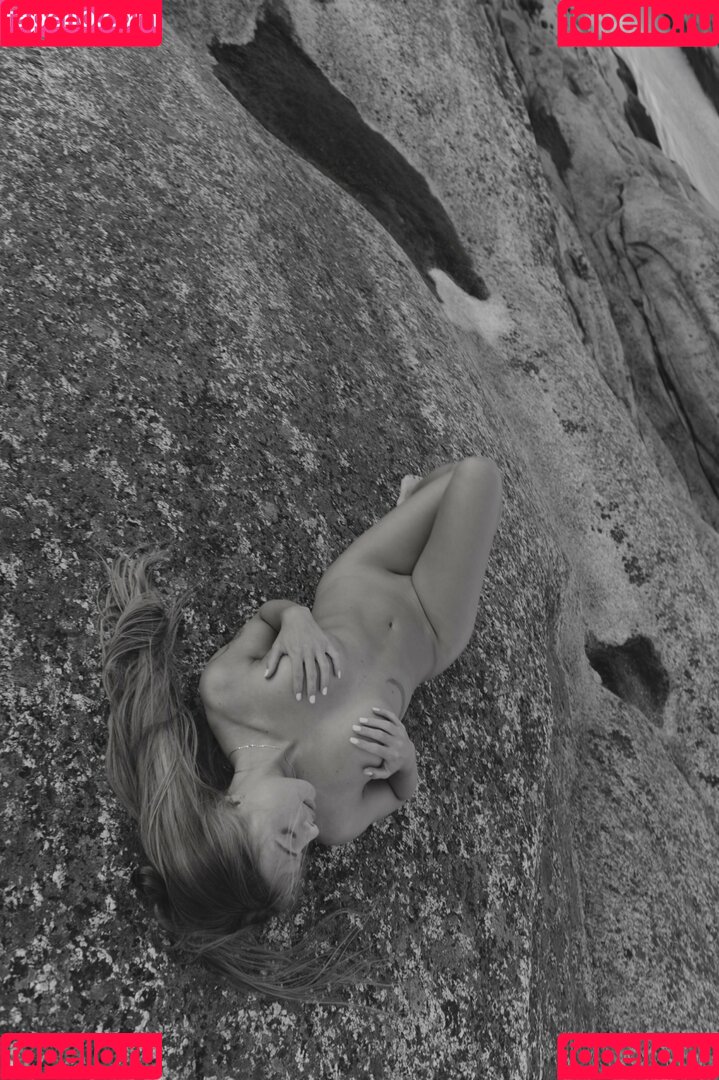 Annette Soknes Onlyfans Photo Gallery 