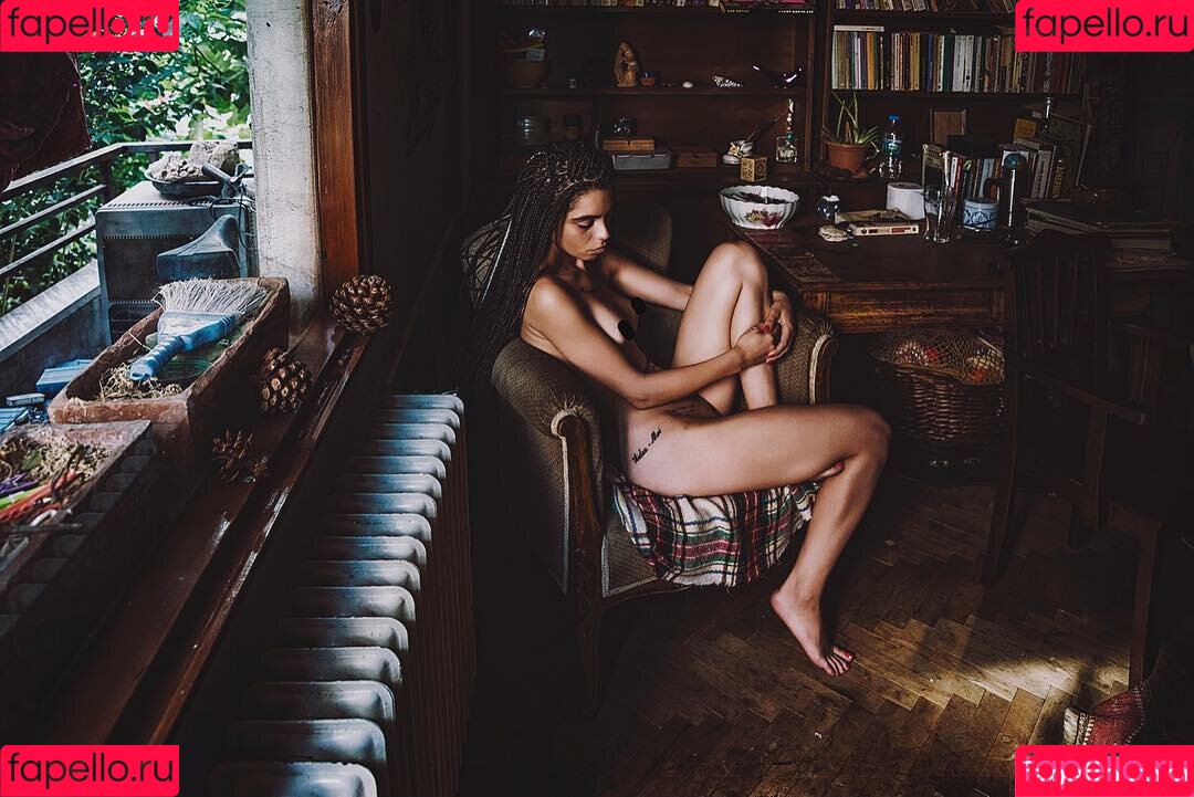 Didem Dinç Onlyfans Photo Gallery 