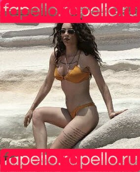 Didem Dinç Onlyfans Photo Gallery 