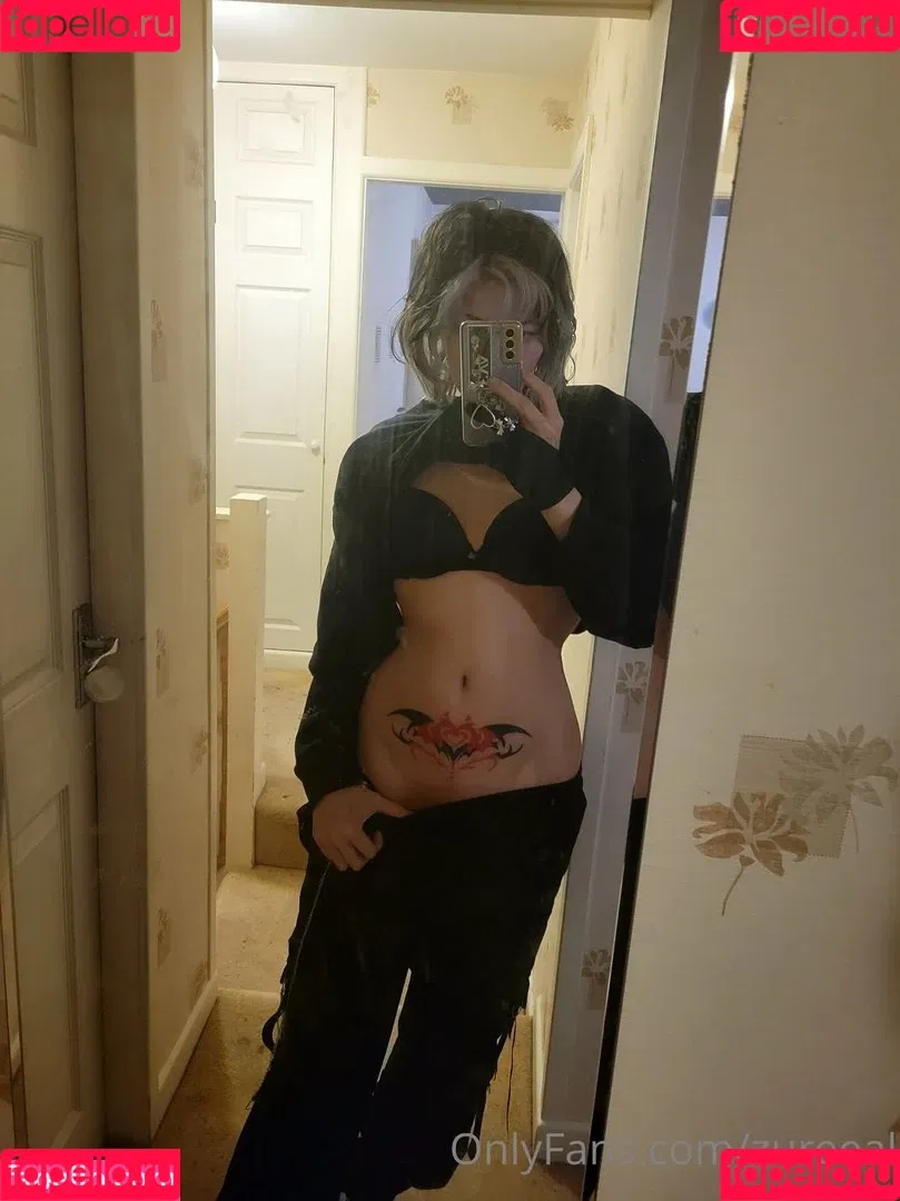 zureeal Onlyfans Photo Gallery 