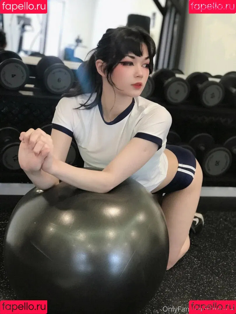 zureeal Onlyfans Photo Gallery 