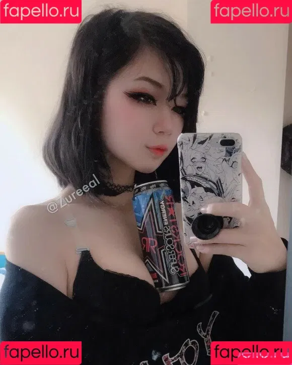 zureeal Onlyfans Photo Gallery 