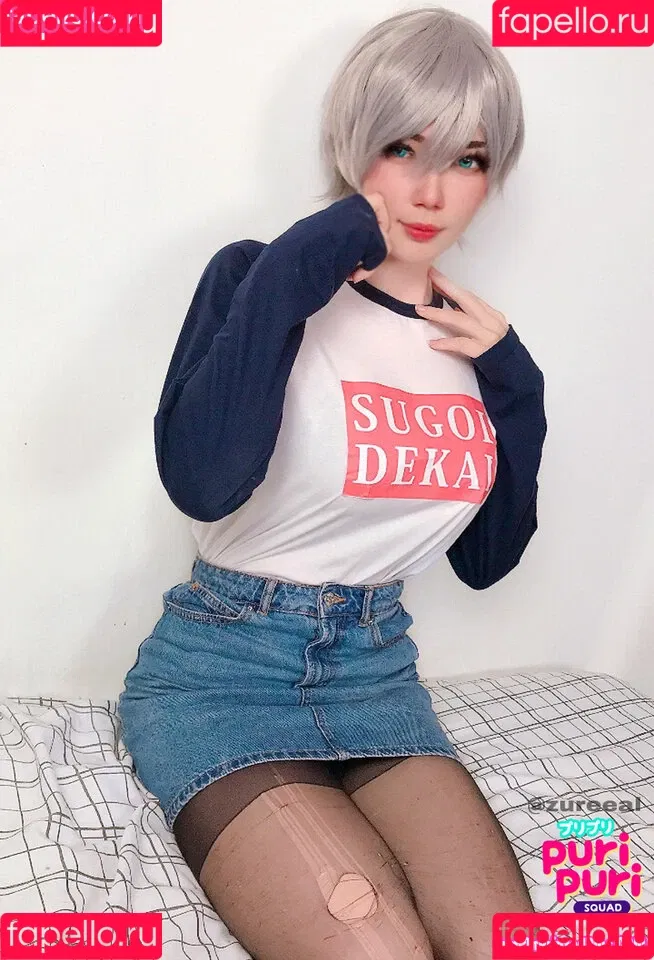 zureeal Onlyfans Photo Gallery 