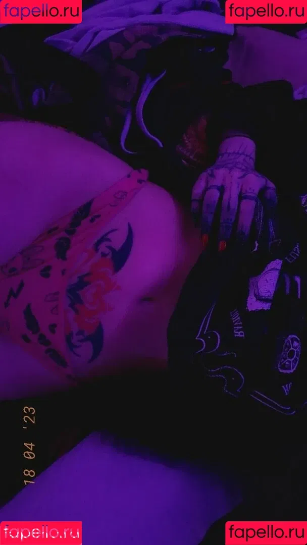 zureeal Onlyfans Photo Gallery 