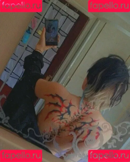 zureeal Onlyfans Photo Gallery 