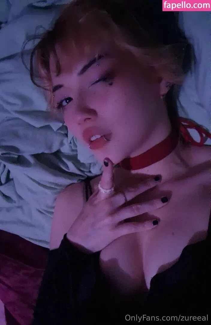 zureeal Onlyfans Photo Gallery 