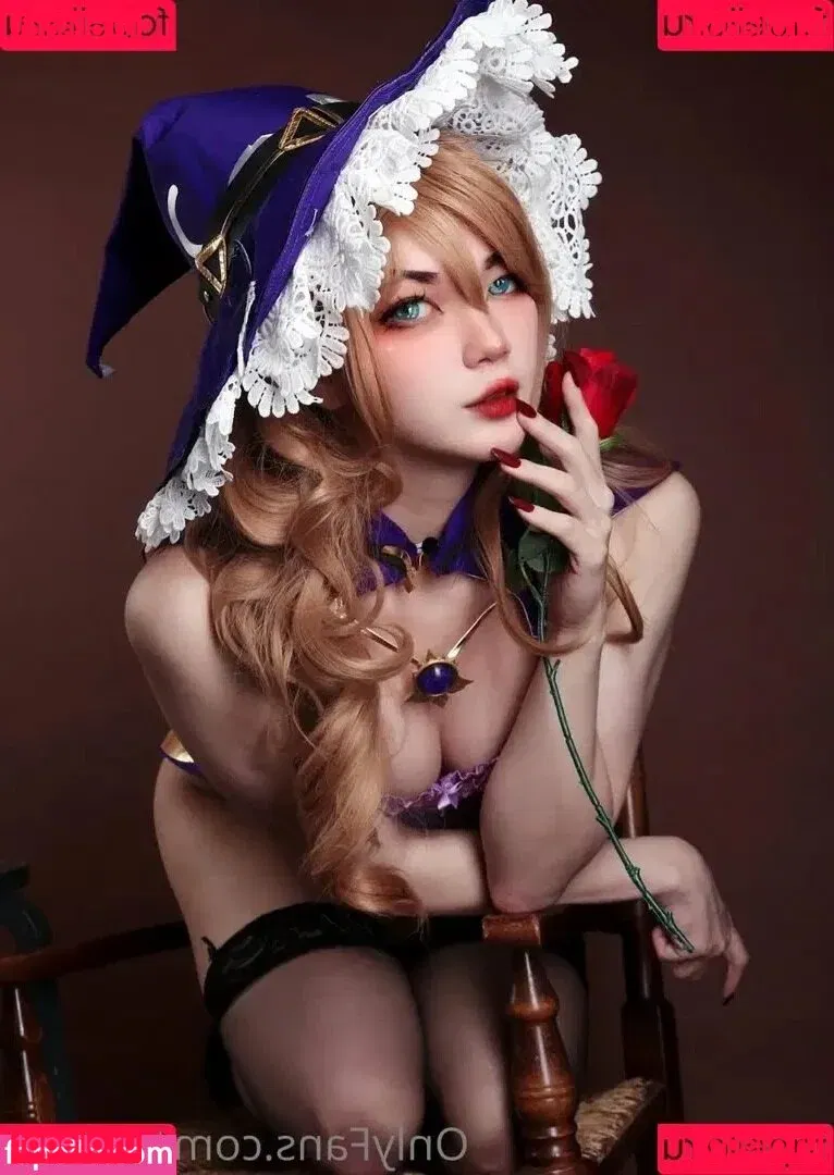 zureeal Onlyfans Photo Gallery 