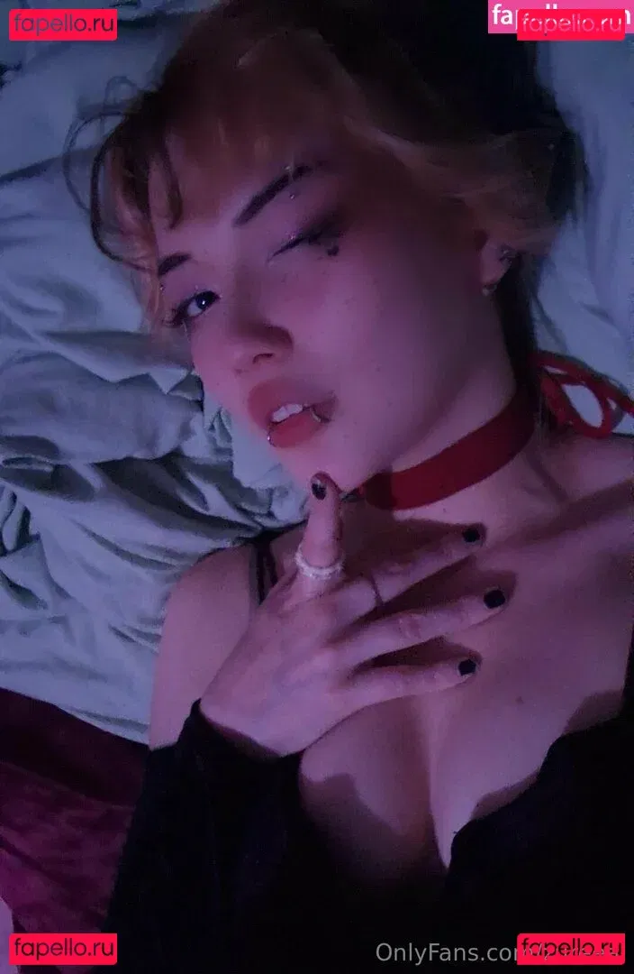 zureeal Onlyfans Photo Gallery 