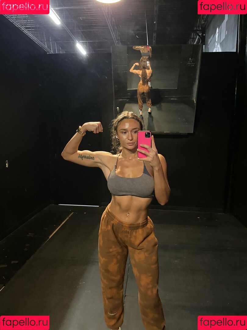 Taylor Stewart Onlyfans Photo Gallery 