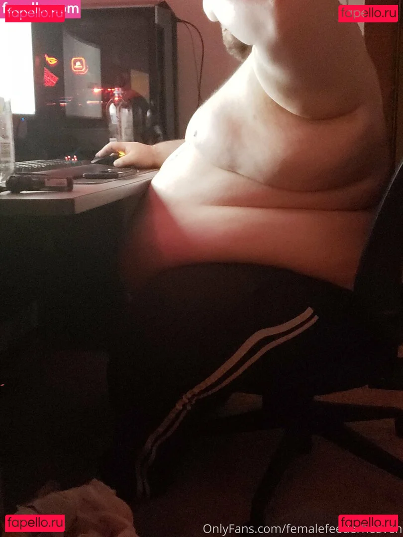 femalefeederheaven Onlyfans Photo Gallery 