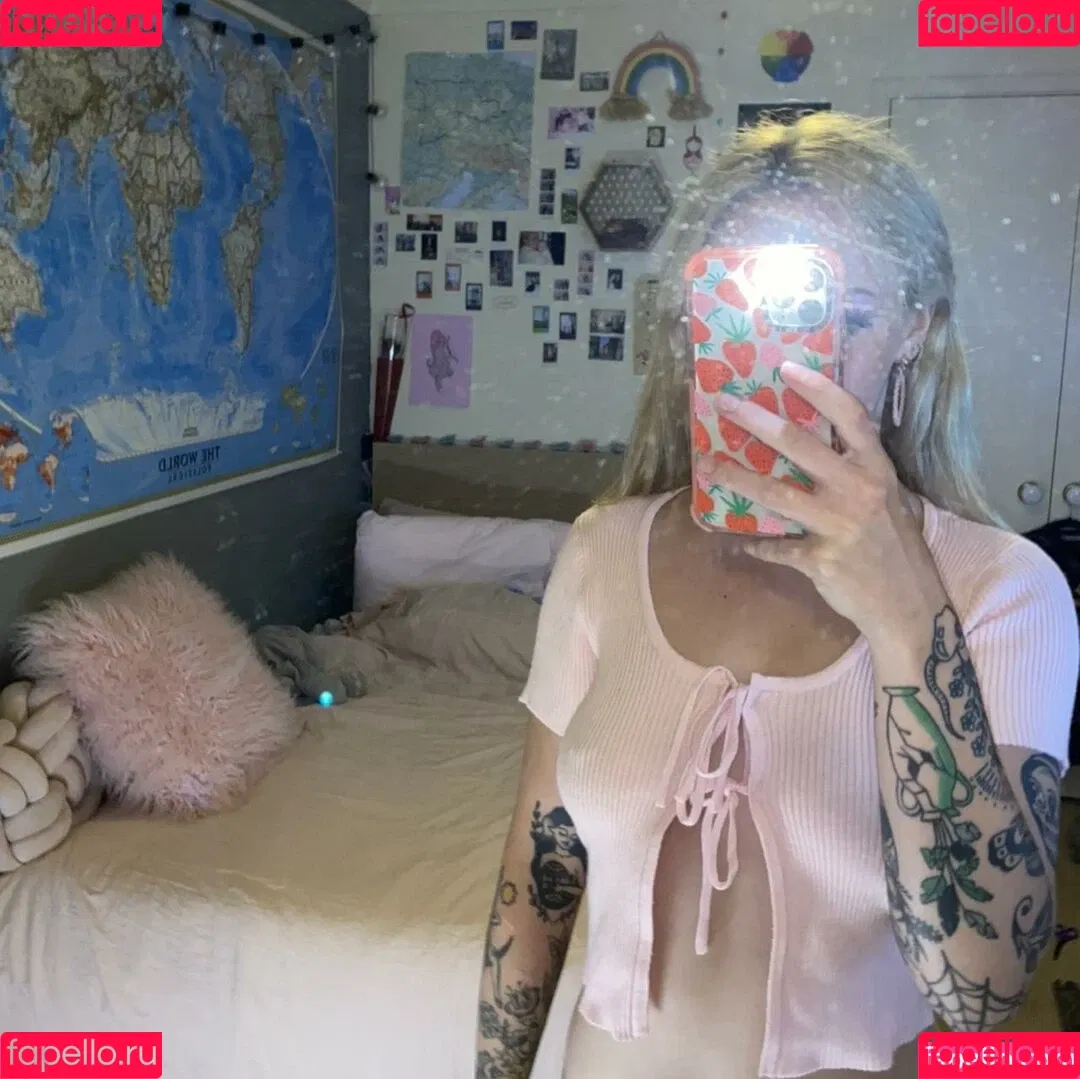 Caitie McLean Onlyfans Photo Gallery 